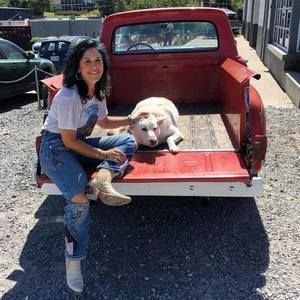 Meet your Posher, Mitra